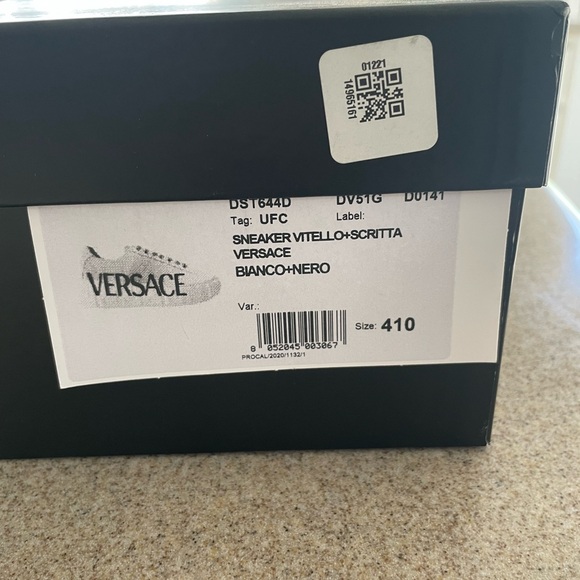 Versace Sneaker Vitello+Scritta - Picture 5 of 5